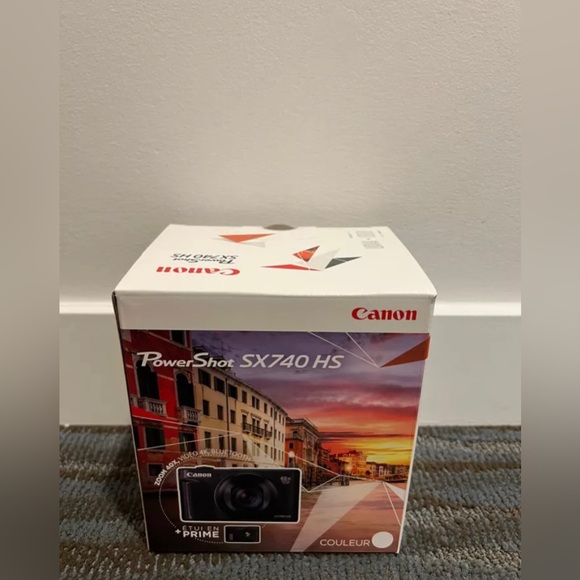 Canon PowerShot SX740 HS 20.3MP Compact Digital Camera With Case Kit Black- NEW - Picture 2 of 4